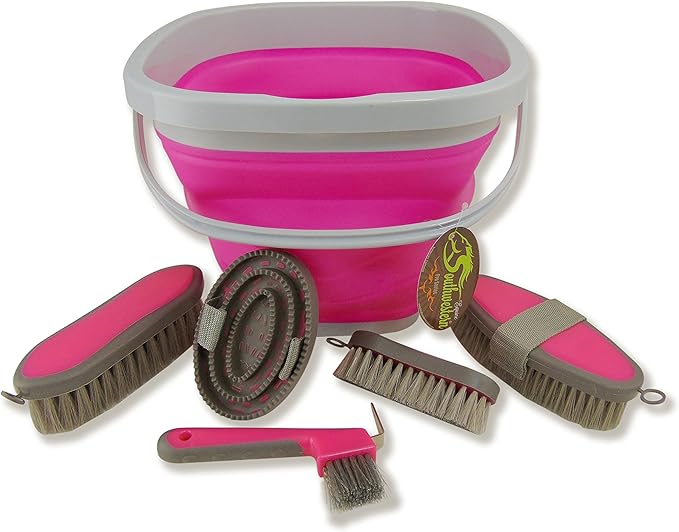 Collapsible Grooming Kit 10 Liter Bucket and 5 Grooming Tools by Southwestern Equine (Pink)